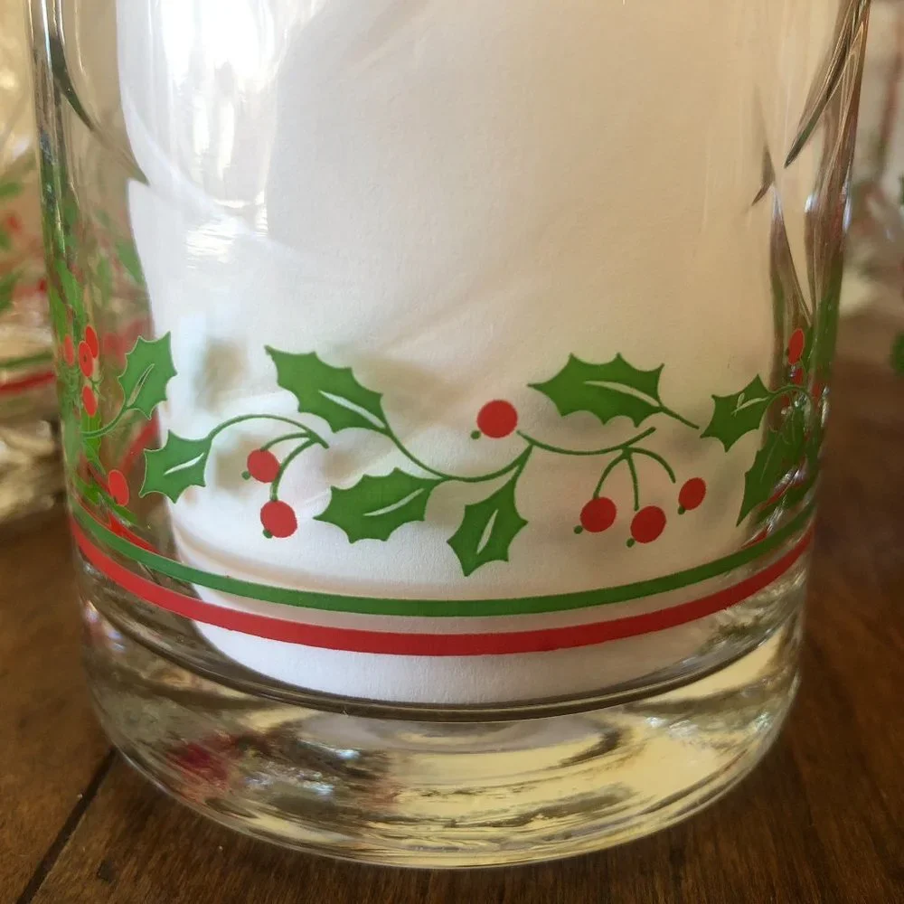 Vtg Set 4 ARBY Christmas Holiday Glass Holly Berry Drinking Glasses ARBY'S 1980s